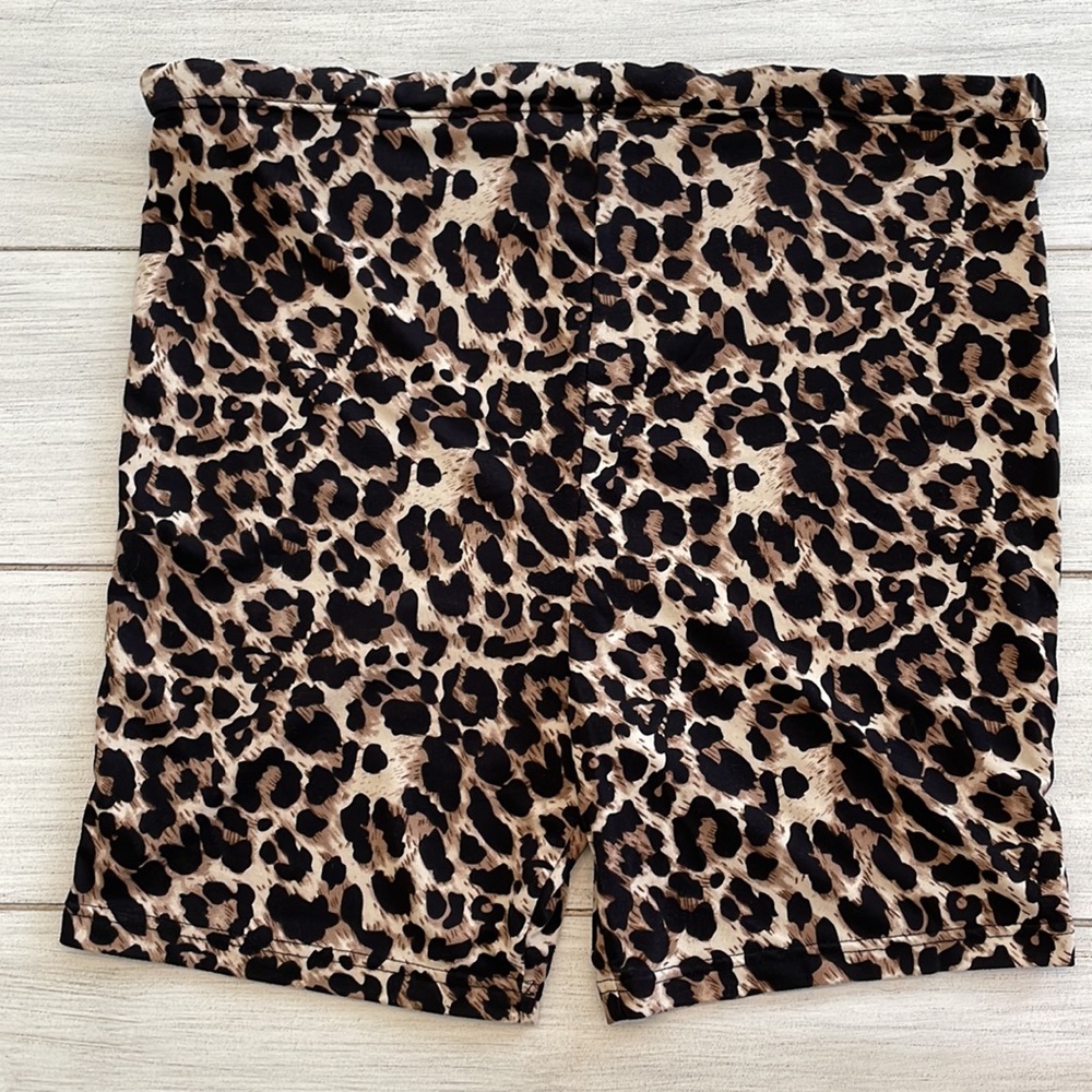 Leopard maternity Shein shorts